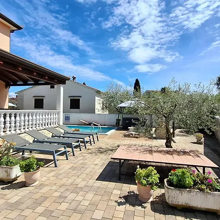 Kimm's Hideaway Apartman