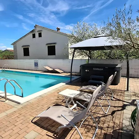 Kimm's Hideaway Apartman *